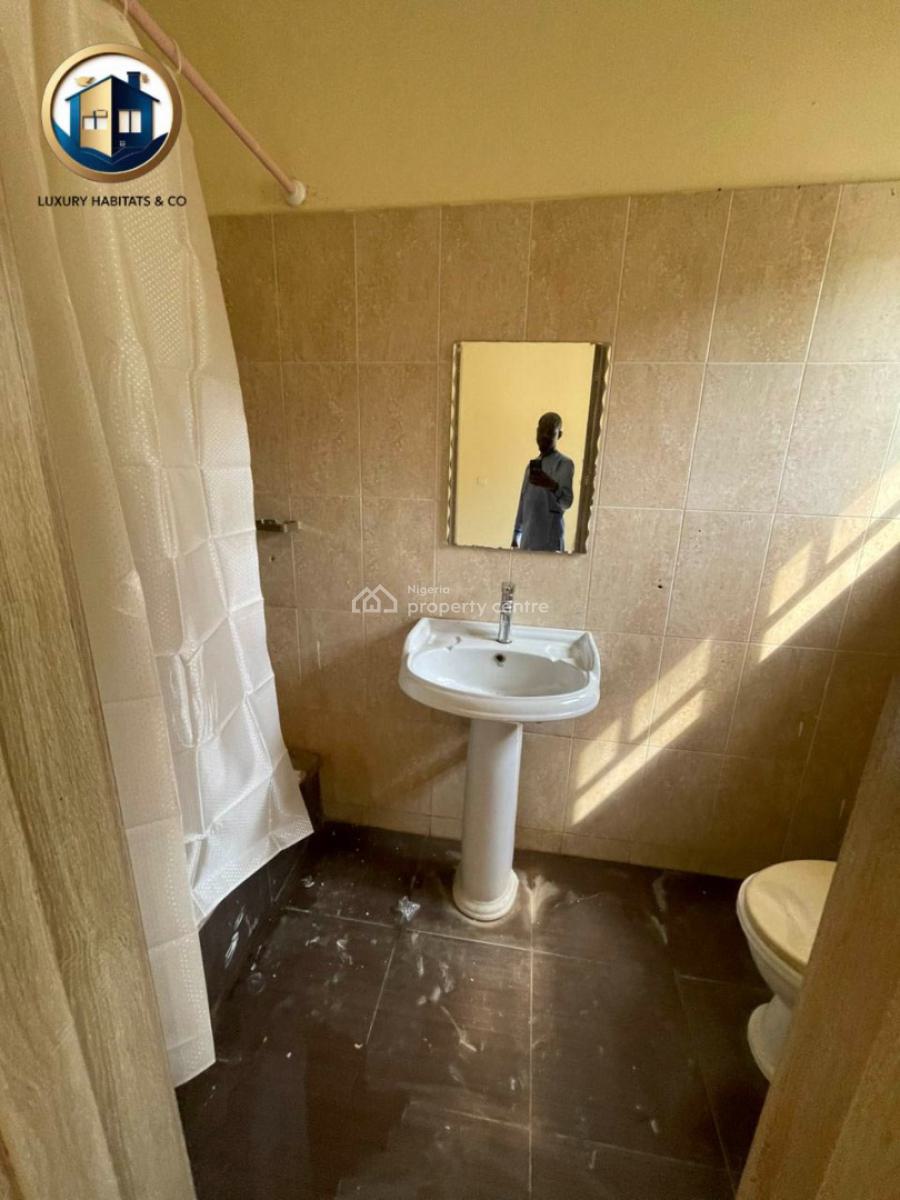 Newly Renovated 3 Bedroom Apartment, Ikota Villa Estate, Ikota, Lekki, Lagos, Flat / Apartment for Rent