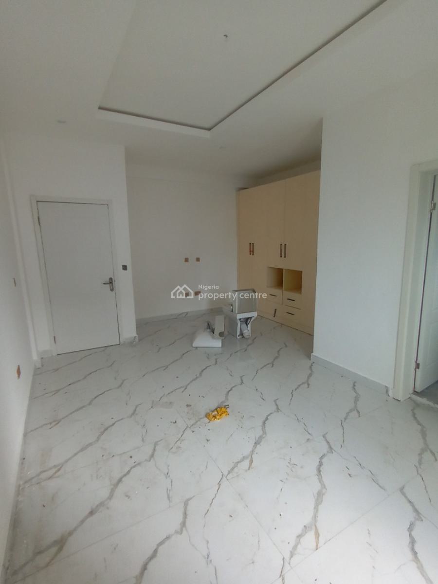 2 Bedroom Flat Upstairs, Chevron Alternative Route, Lekki, Lagos, Flat / Apartment for Rent