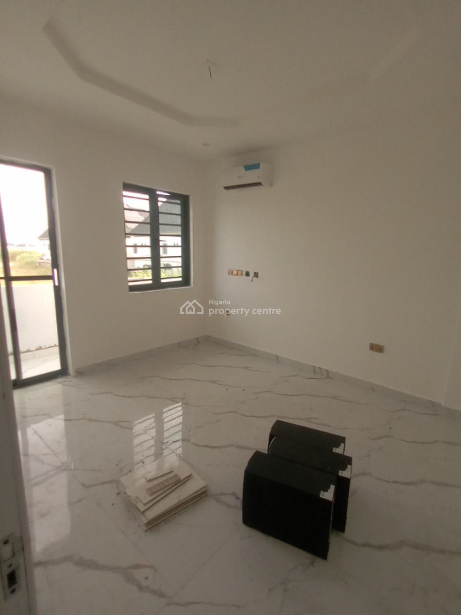 2 Bedroom Flat Upstairs, Chevron Alternative Route, Lekki, Lagos, Flat / Apartment for Rent