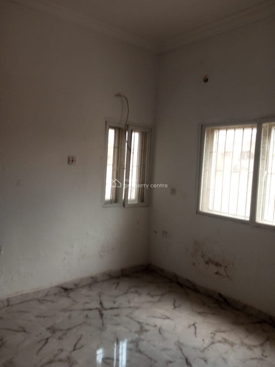 Shared Apartment Available, First Unity Estate, Ajah, Lagos, Flat / Apartment for Rent