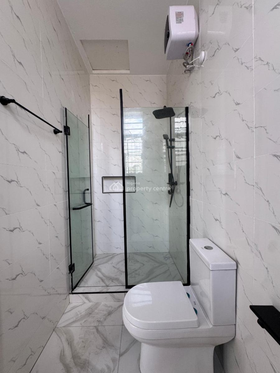Luxurious 3 Bedroom Duplex, Chevron, Lekki, Lagos, Terraced Duplex for Sale