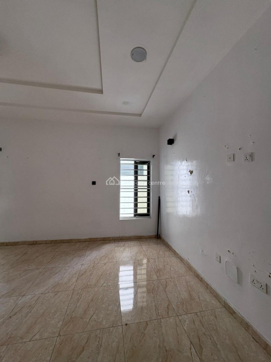 Luxury Master Bedroom with Fitted Bathroom, Chevron, Lekki, Lagos, Self Contain (single Rooms) for Rent