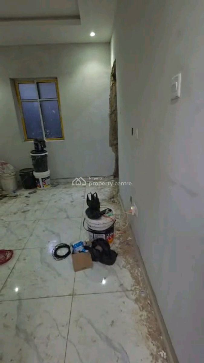 Standard and Executive Mini Flat, Yaba, Lagos, Mini Flat (room and Parlour) for Rent