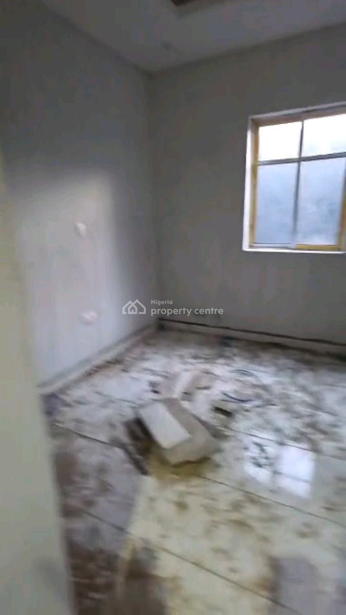 Standard and Executive Mini Flat, Yaba, Lagos, Mini Flat (room and Parlour) for Rent