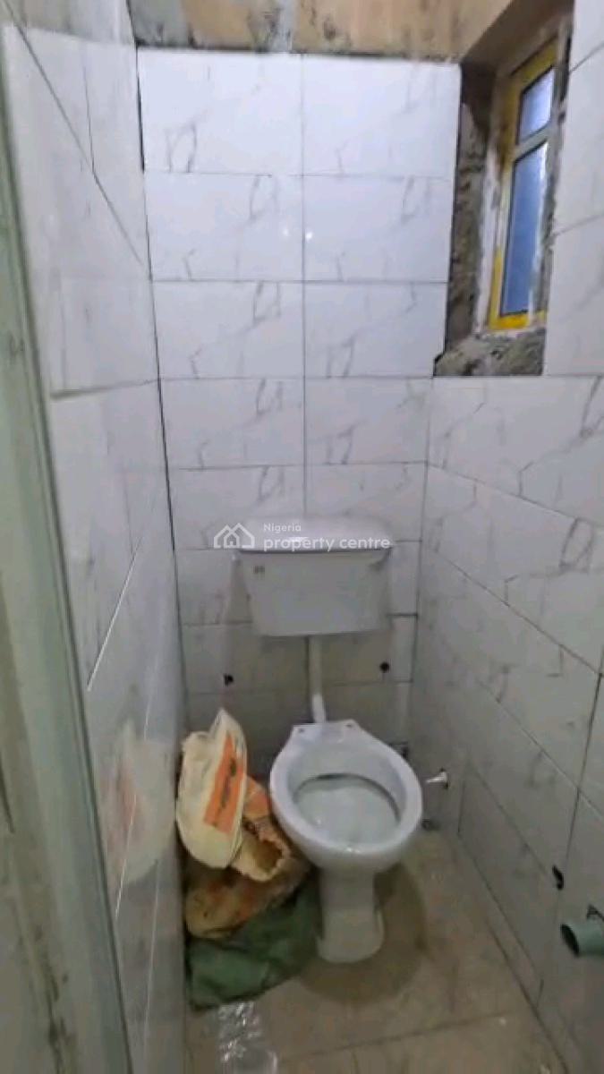 Standard and Executive Mini Flat, Yaba, Lagos, Mini Flat (room and Parlour) for Rent