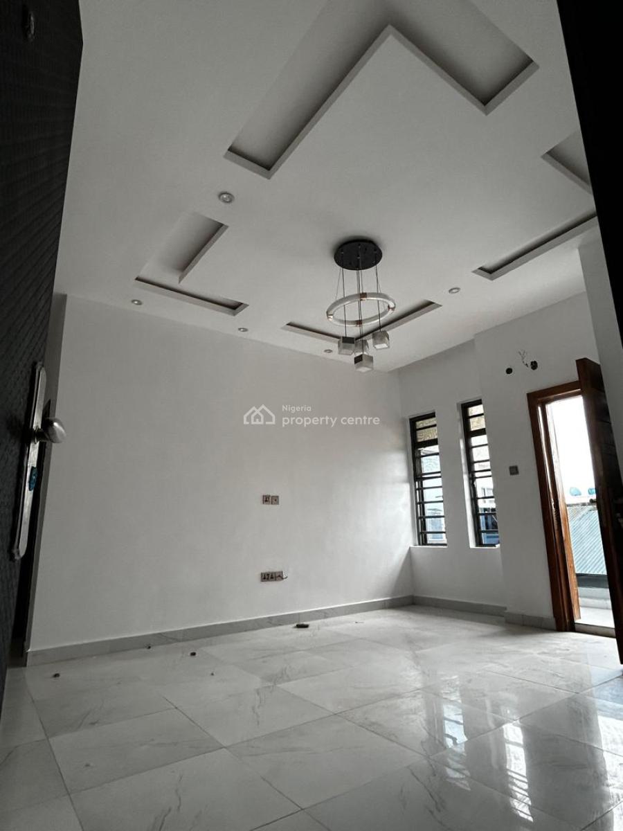 Beautiful 2 Bedroom Apartment in a Serviced Estate, Lekki Scheme 2, Abraham Adesanya, Ajah, Lagos, Flat / Apartment for Sale