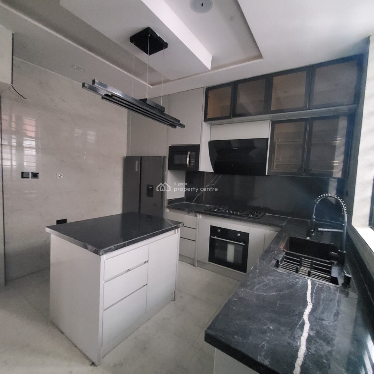 Stunning 5 Bedroom Duplex Within a Serene Environment, Lekki Phase 1, Lekki, Lagos, House for Sale