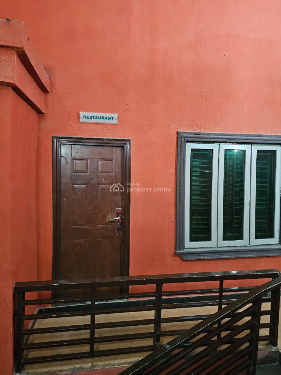 a Furnished & Serviced Studio Apartment, Freedom Way, Lekki Phase 1, Lekki, Lagos, Self Contain (single Rooms) Short Let