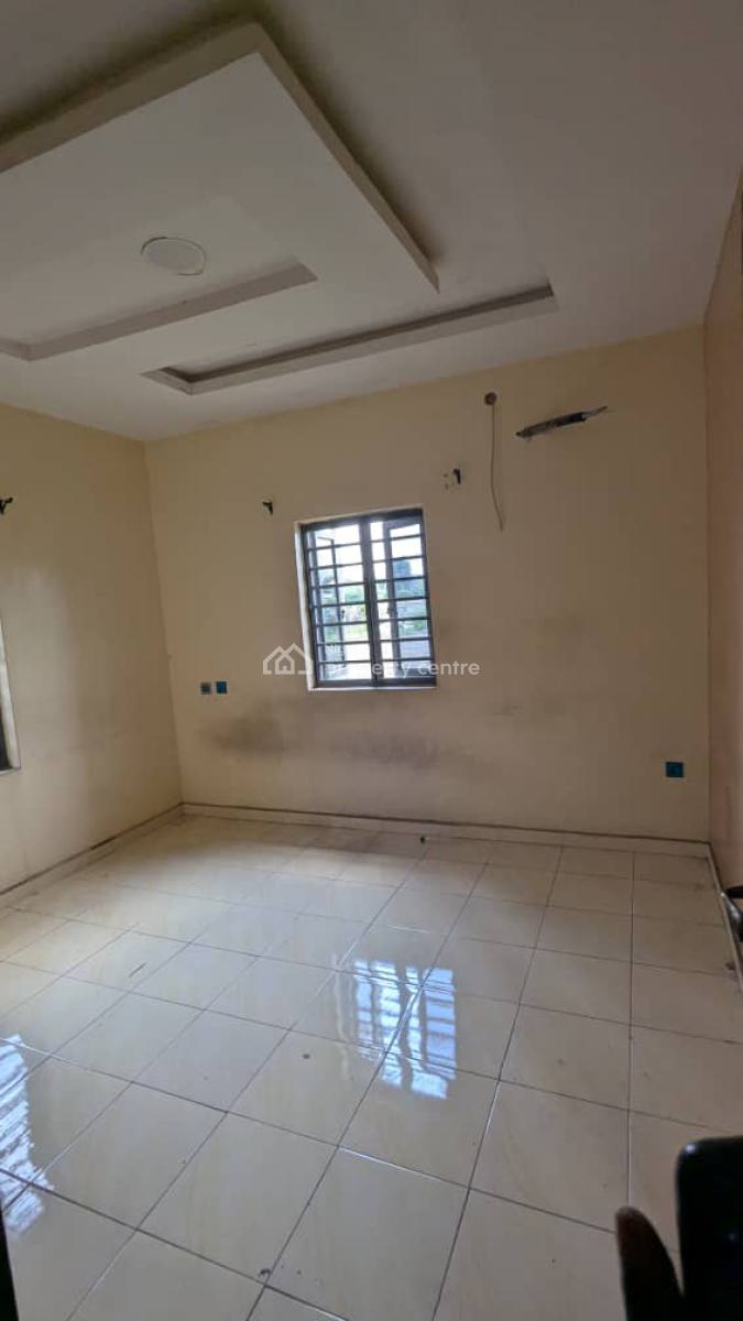 Lovely 3 Bedroom Flats, Brooks, Gra Phase 2, Magodo, Lagos, Flat / Apartment for Rent