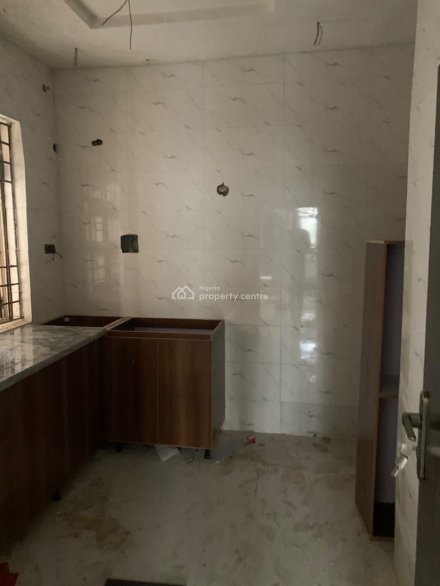 Spacious Newly Built 2 Bedroom Flat, Gra Phase 1, Magodo, Lagos, Flat / Apartment for Rent