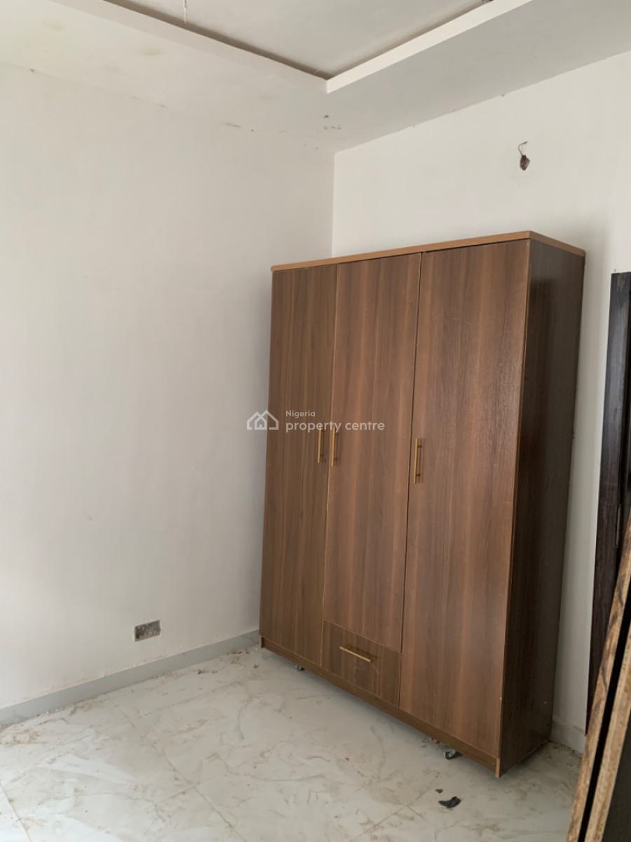 Spacious Newly Built 3 Bedroom Apartment, Gra Phase 1, Magodo, Lagos, Flat / Apartment for Rent