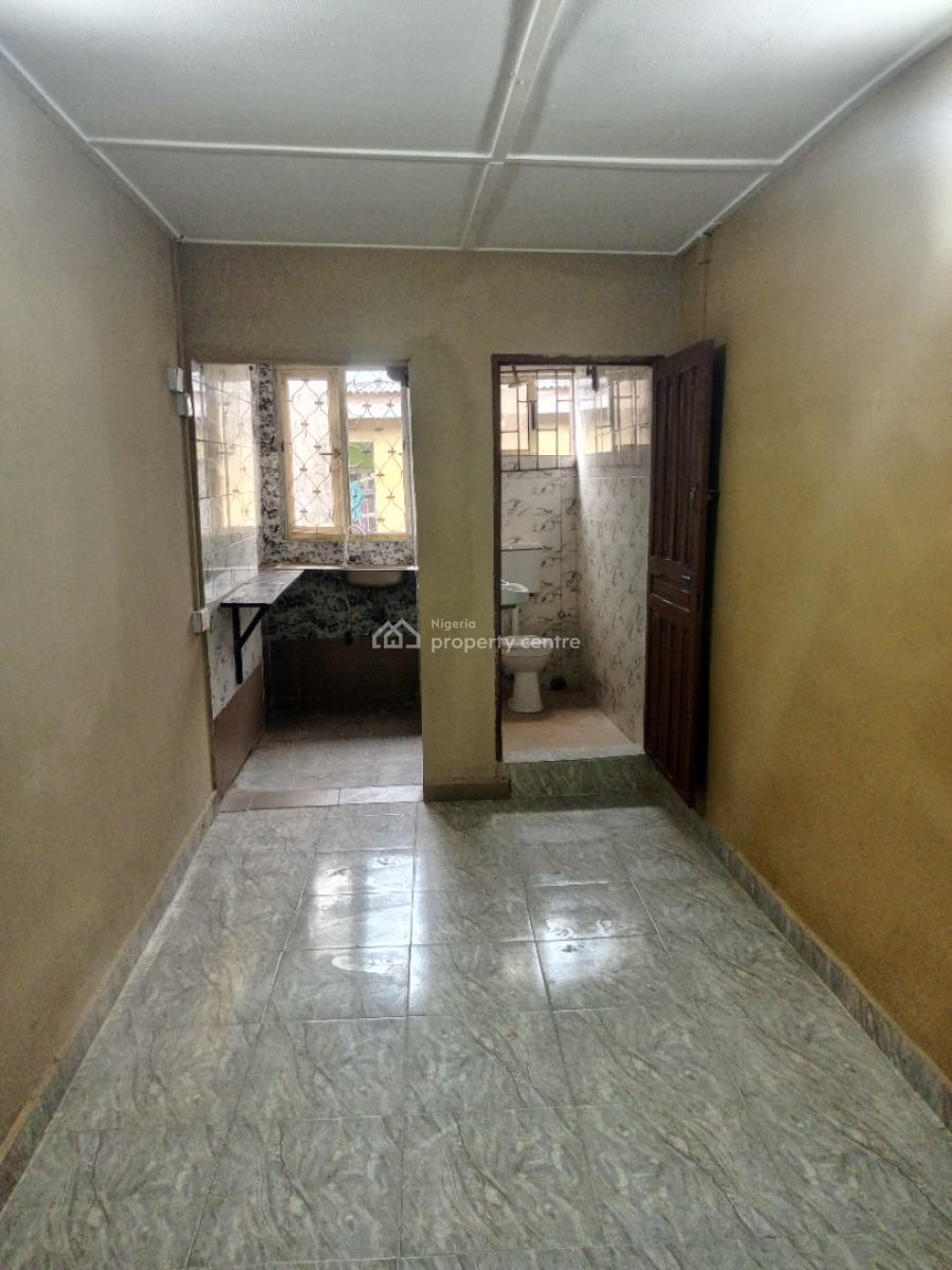 Newly Renovated Room  Self Contain, Ikeja, Lagos, Self Contain (single Rooms) for Rent