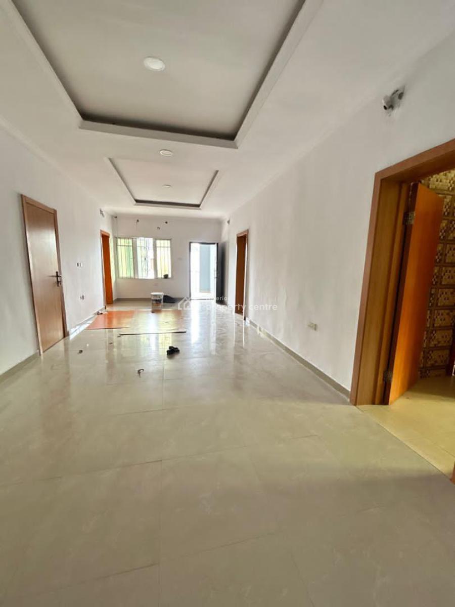 Well Maintained Serviced 3 Bedroom Apartment, Osapa, Lekki, Lagos, Flat / Apartment for Rent