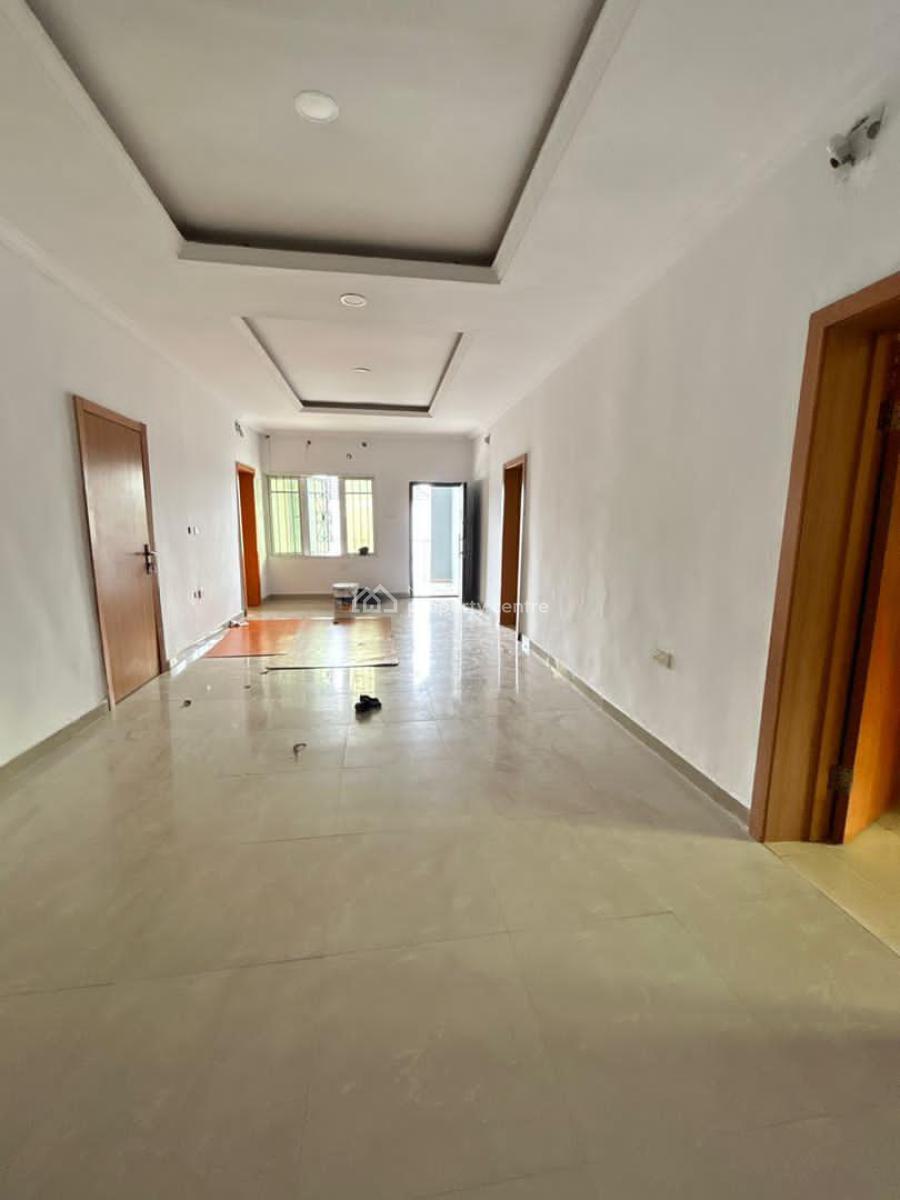 Well Maintained Serviced 3 Bedroom Apartment, Osapa, Lekki, Lagos, Flat / Apartment for Rent