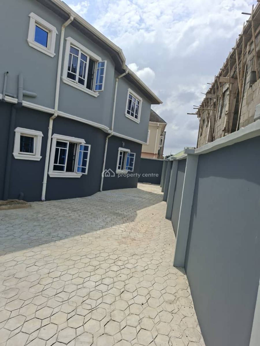 4 Units of 2 Bedrooms, Abiola Estate, Ayobo, Lagos, Flat / Apartment for Sale