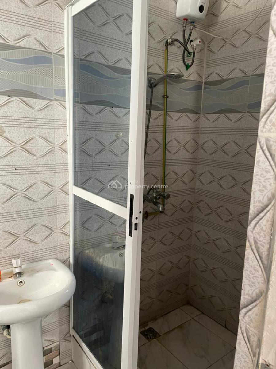 Serviced 2 Bedroom Apartment, Osapa, Lekki, Lagos, Flat / Apartment for Rent