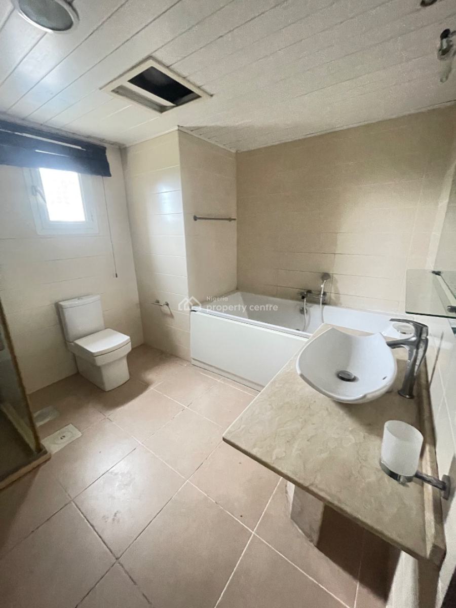 Sharp 3 Bedroom Apartment with Bq, Gerard, Old Ikoyi, Ikoyi, Lagos, Flat / Apartment for Rent