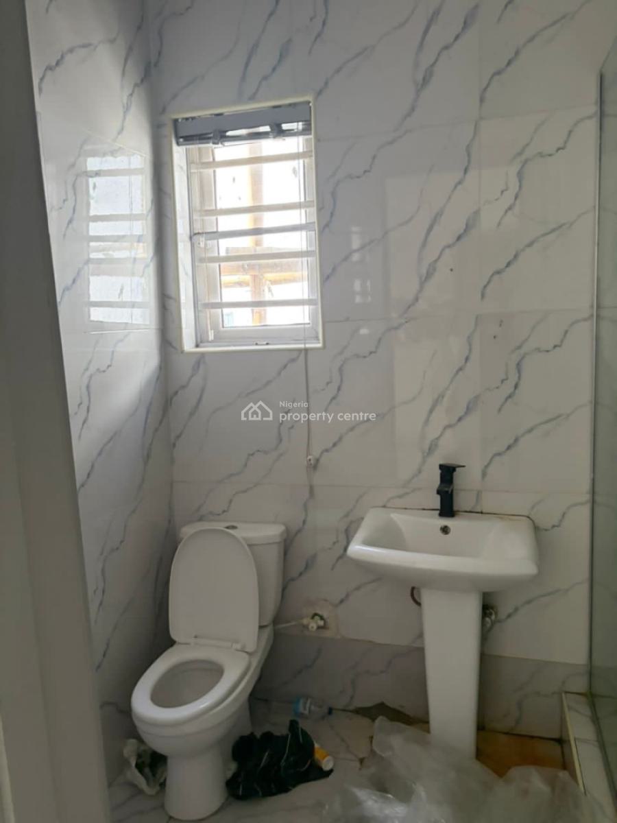 Standard Semi Master Bedroom, Orchid Road, Lekki, Lagos, Self Contain (single Rooms) for Rent