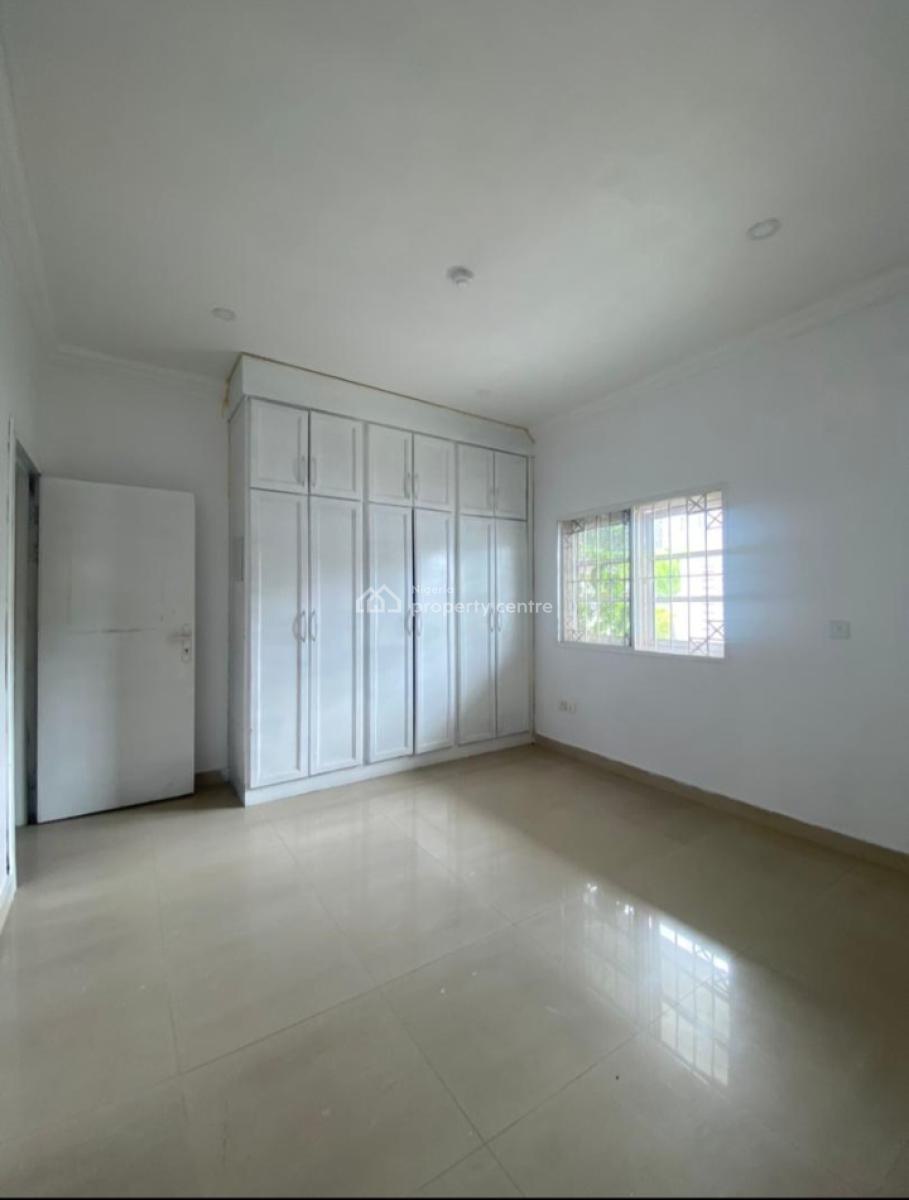 Luxurious 3 Bedroom Flat + Bq on The Ground Floor, Tesmont Close Off Castle and Temple, Lekki Phase 1, Lekki, Lagos, Flat / Apartment for Rent
