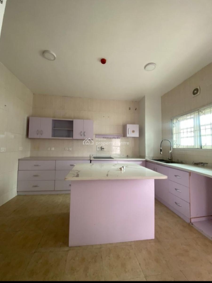 Luxurious 3 Bedroom Flat + Bq on The Ground Floor, Tesmont Close Off Castle and Temple, Lekki Phase 1, Lekki, Lagos, Flat / Apartment for Rent