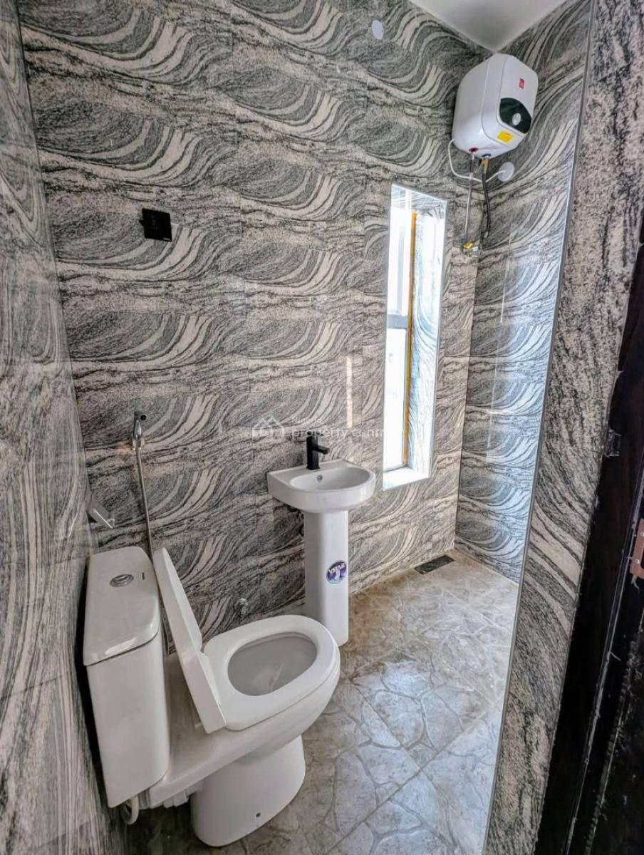 Luxurious Two Units of Four (4) Bedroom Duplex, Off Oron Road, Uyo, Akwa Ibom, Semi-detached Duplex for Sale