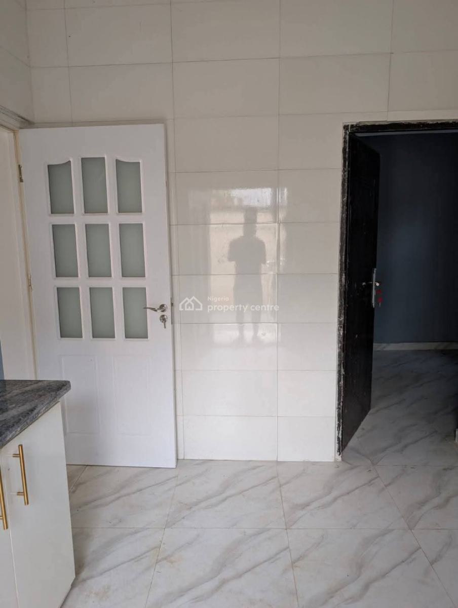 Luxurious Two Units of Four (4) Bedroom Duplex, Off Oron Road, Uyo, Akwa Ibom, Semi-detached Duplex for Sale