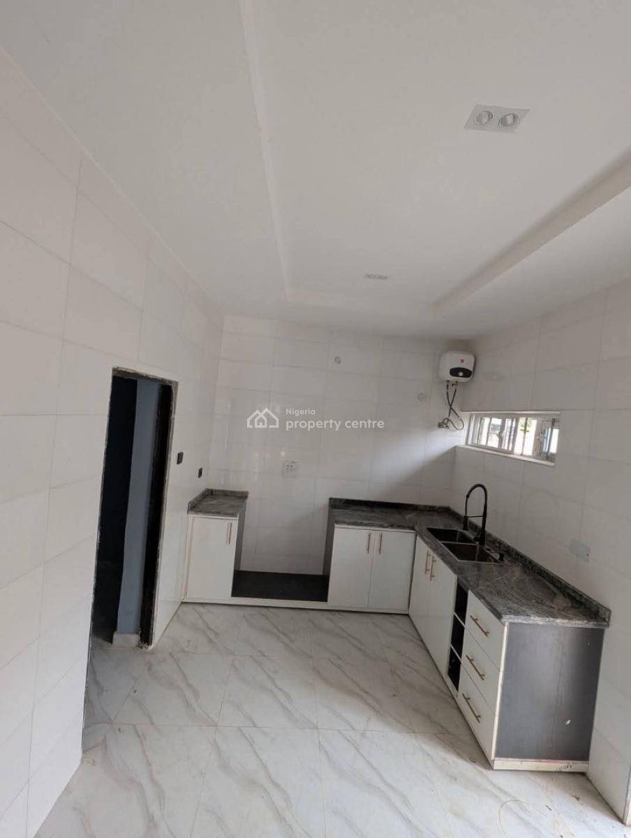 Luxurious Two Units of Four (4) Bedroom Duplex, Off Oron Road, Uyo, Akwa Ibom, Semi-detached Duplex for Sale