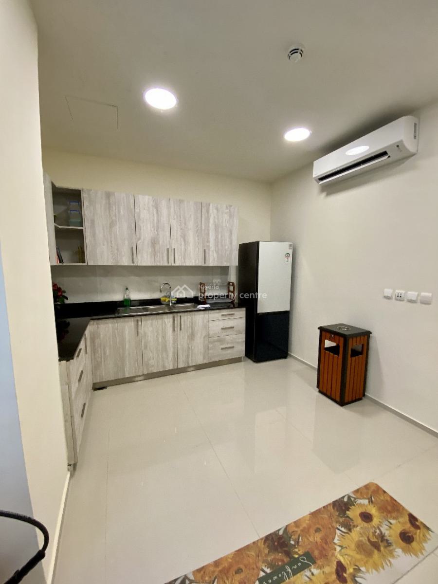 Exclusive 3 Bedroom Apartment, Off Bourdillon Road, Ikoyi, Lagos, Flat / Apartment Short Let