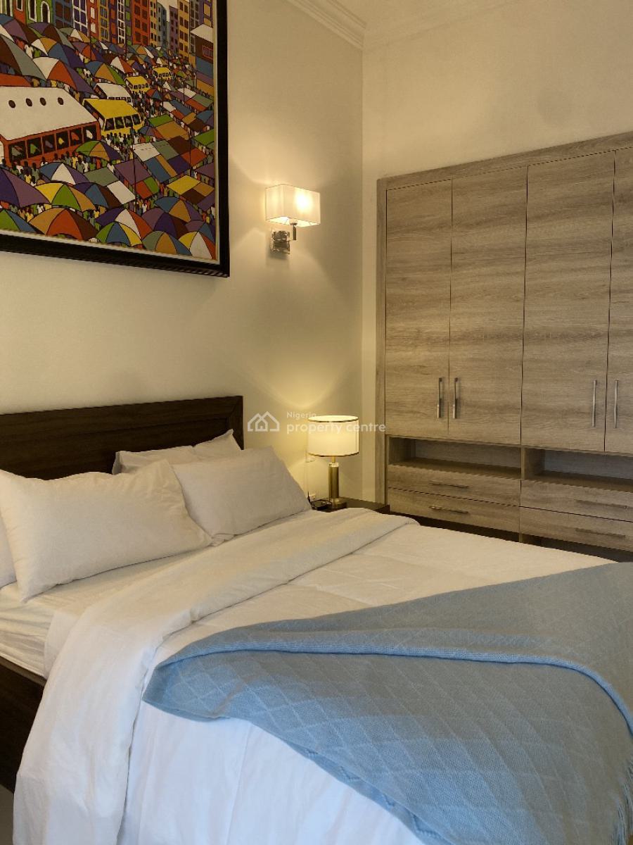Exclusive 3 Bedroom Apartment, Off Bourdillon Road, Ikoyi, Lagos, Flat / Apartment Short Let