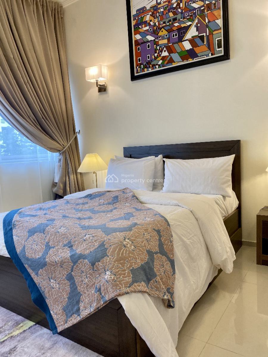 Exclusive 3 Bedroom Apartment, Off Bourdillon Road, Ikoyi, Lagos, Flat / Apartment Short Let