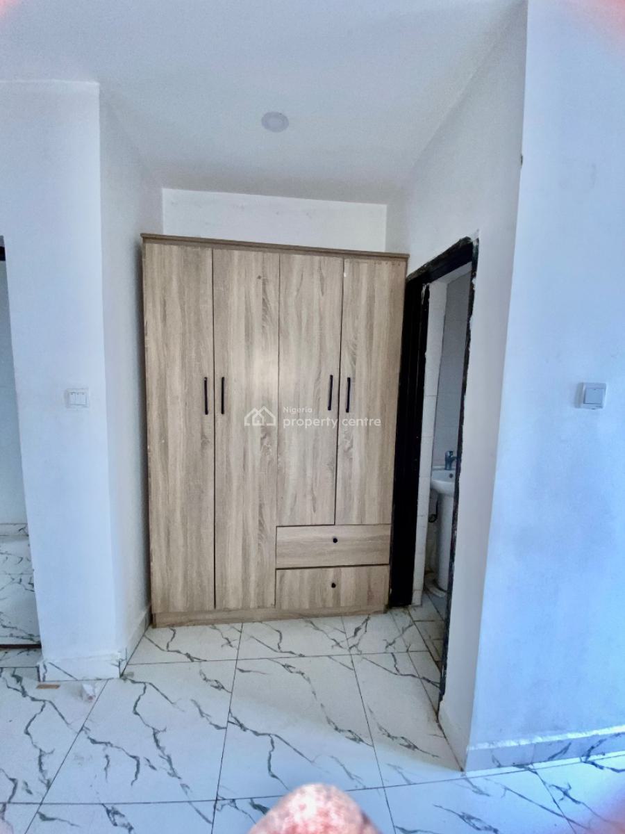 Very Massive and Spacious Two (2) Bedroom Apartment, Rockville Estate, Apo, Abuja, Flat / Apartment for Rent