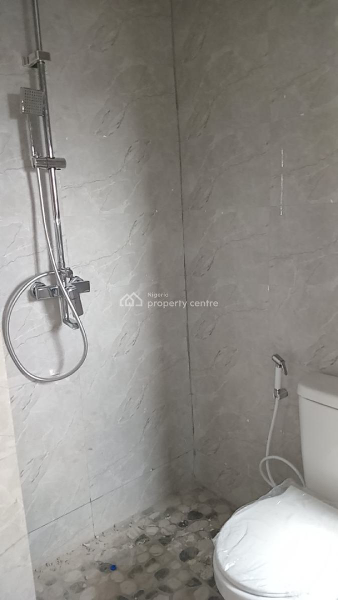 Newly Built 2-bedroom Flat, Alagomeji, Yaba, Lagos, Flat / Apartment for Rent