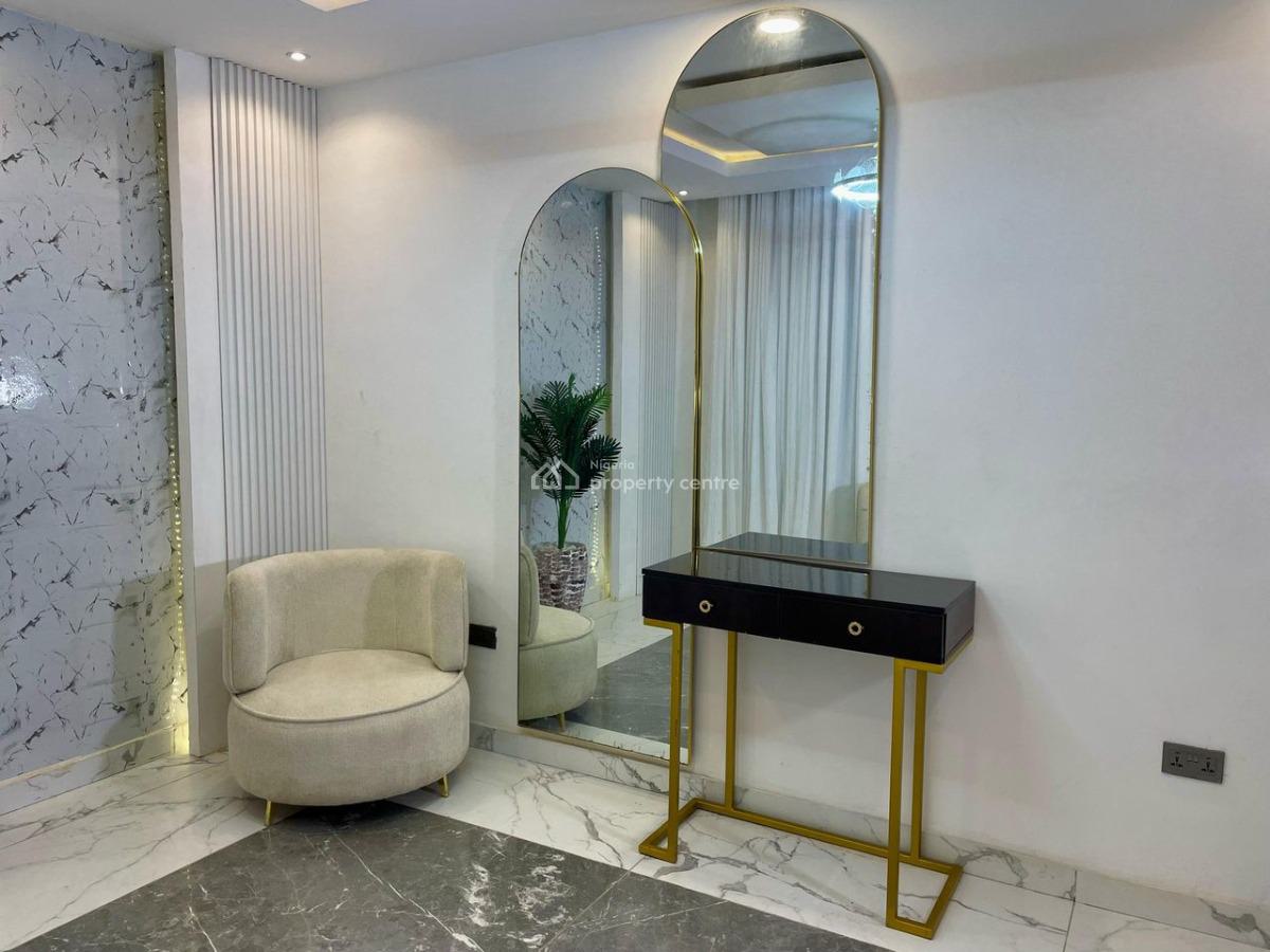 Luxury 3 Bedrooms Apartment (3rd Floor) with Pool, Ikeja Gra, Ikeja, Lagos, Flat / Apartment Short Let