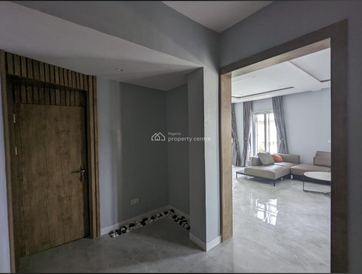 4 Bedroom Maisonette Apartment, Lekki Phase 1, Lekki, Lagos, Flat / Apartment for Rent