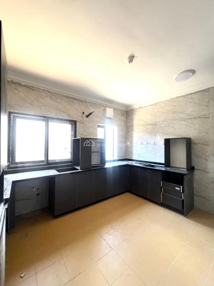 3 Bedroom Apartment with Bq and Pool, Lekki Phase 1, Lekki, Lagos, Terraced Duplex for Rent