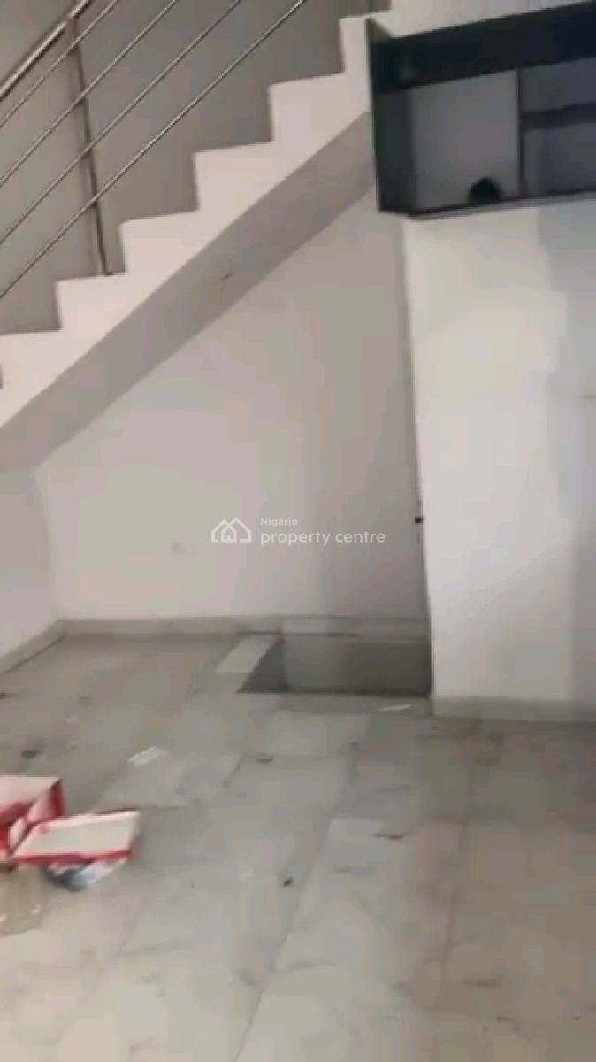 Standard and Executive Mini Flat Duplex, Olowora, Magodo, Lagos, Mini Flat (room and Parlour) for Rent