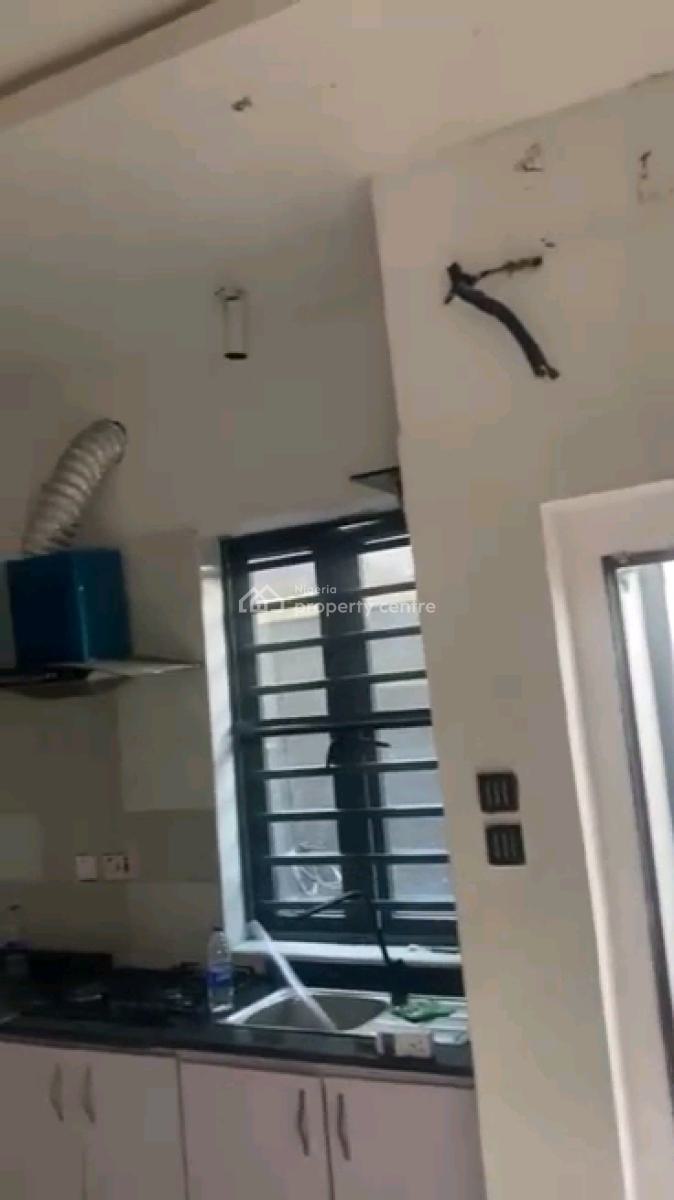 Standard and Executive Mini Flat Duplex, Olowora, Magodo, Lagos, Mini Flat (room and Parlour) for Rent