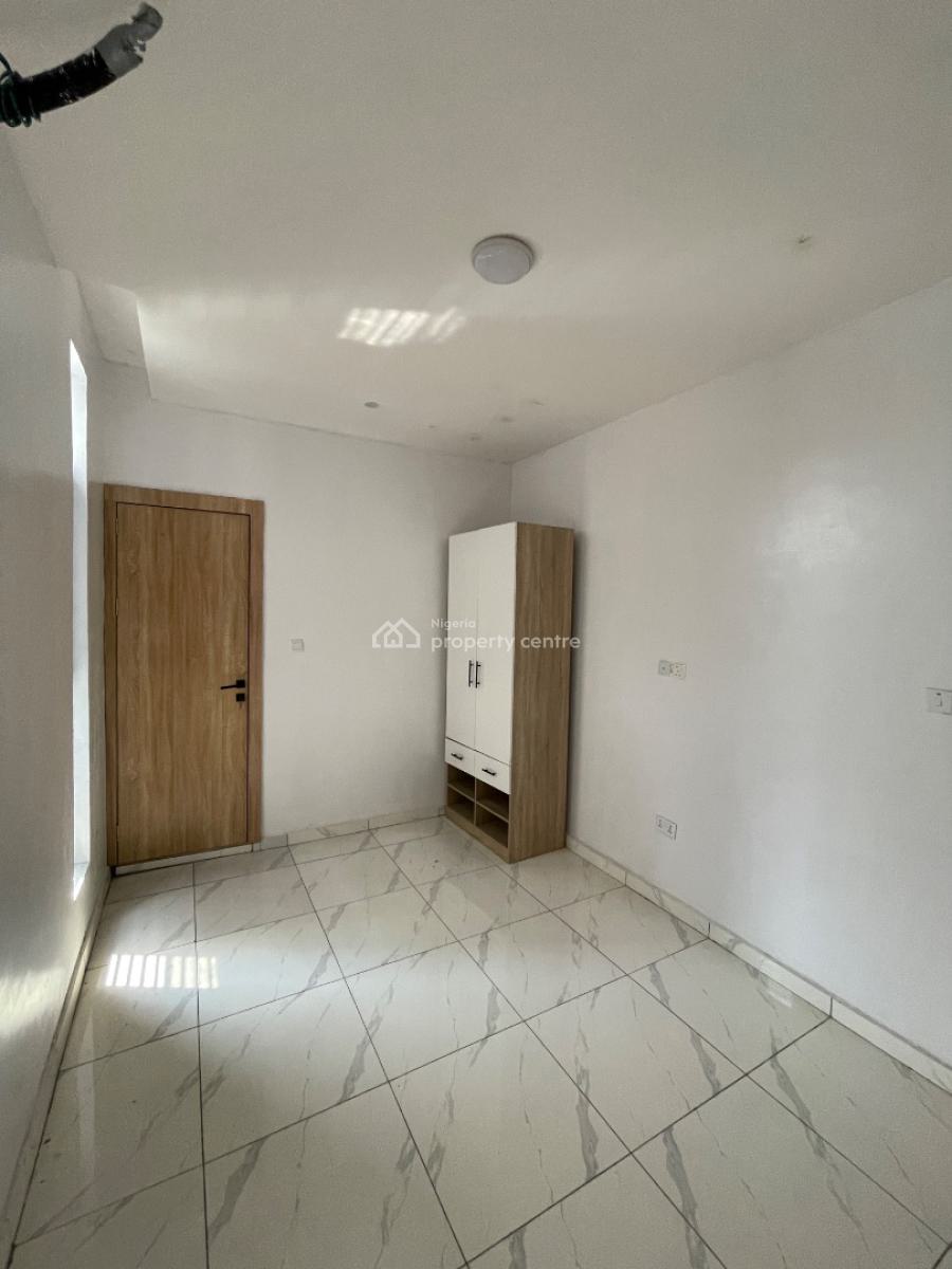Beautifully Finished 2 Bedroom Apartment, Ilasan, Lekki, Lagos, Flat / Apartment for Sale