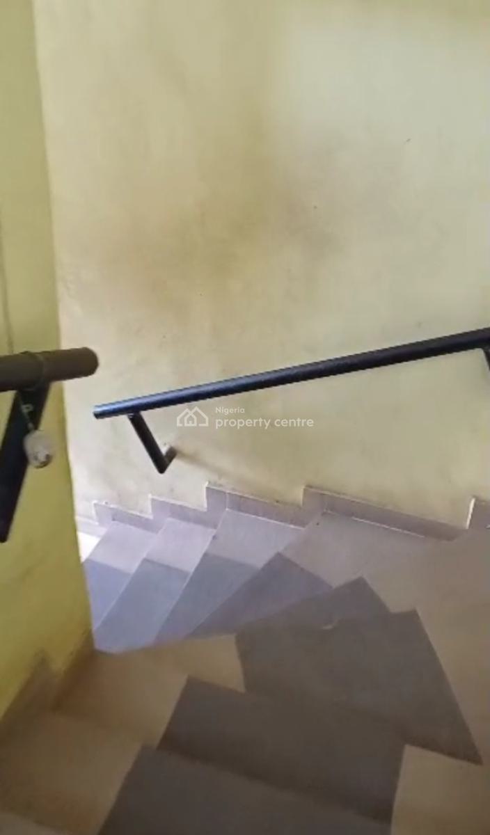 11 Rooms Hotel  in Strategic Environment, Mowe, Mowe Town, Ogun, Hotel / Guest House for Sale