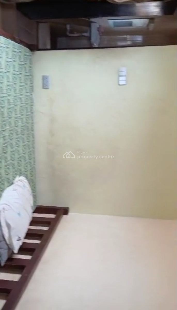 11 Rooms Hotel  in Strategic Environment, Mowe, Mowe Town, Ogun, Hotel / Guest House for Sale