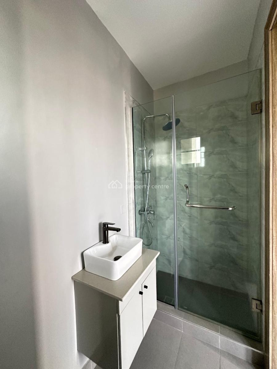 Cozy 4 Bedroom Maisonette with Bq Swimming Pool & Elevator, Lekki Phase 1, Lekki, Lagos, Flat / Apartment for Sale