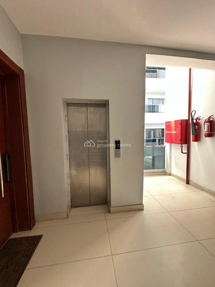 Cozy 4 Bedroom Maisonette with Bq Swimming Pool & Elevator, Lekki Phase 1, Lekki, Lagos, Flat / Apartment for Sale