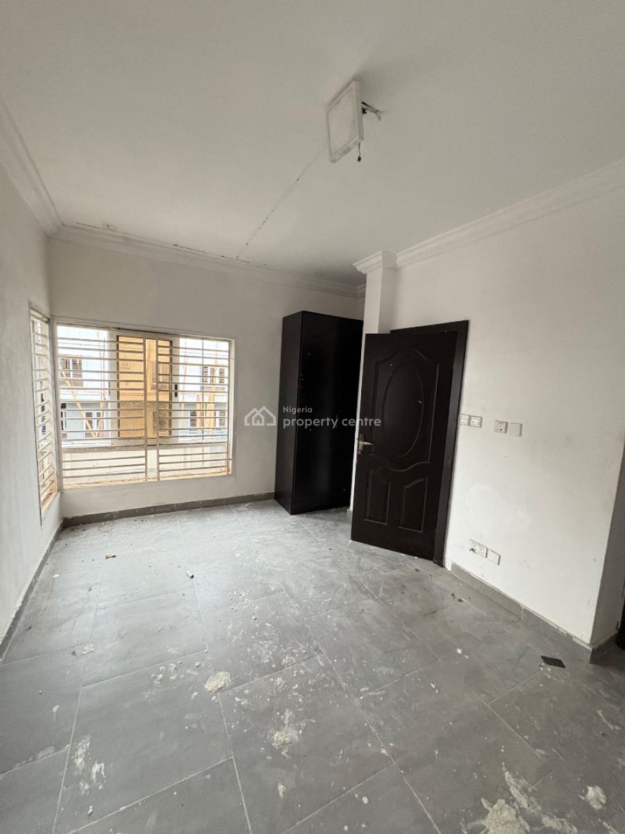 Studio/self Con, Spg Road Before Before Igboefon Traffic Light, Agungi, Lekki, Lagos, Self Contain (single Rooms) for Rent
