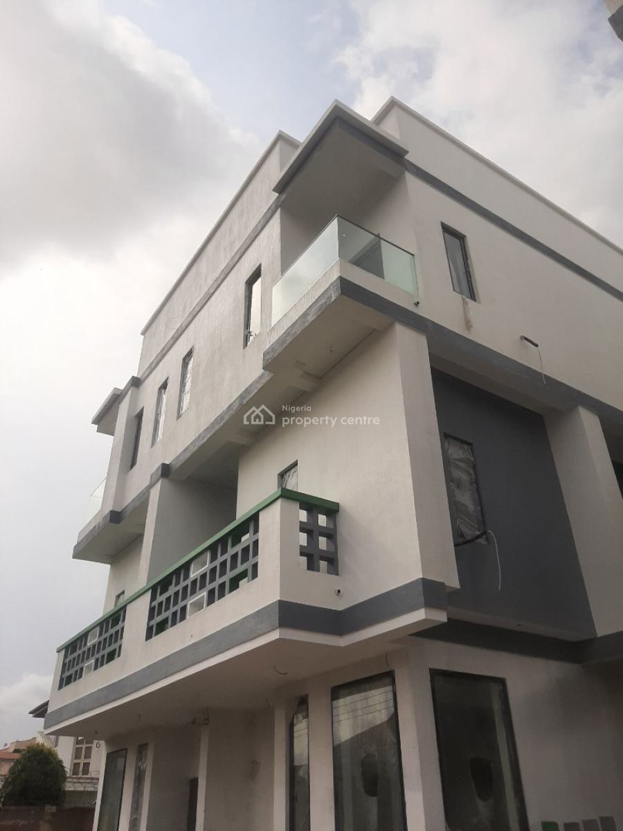 4 Bedrooms, Lekki Phase 1, Lekki, Lagos, Semi-detached Duplex for Sale