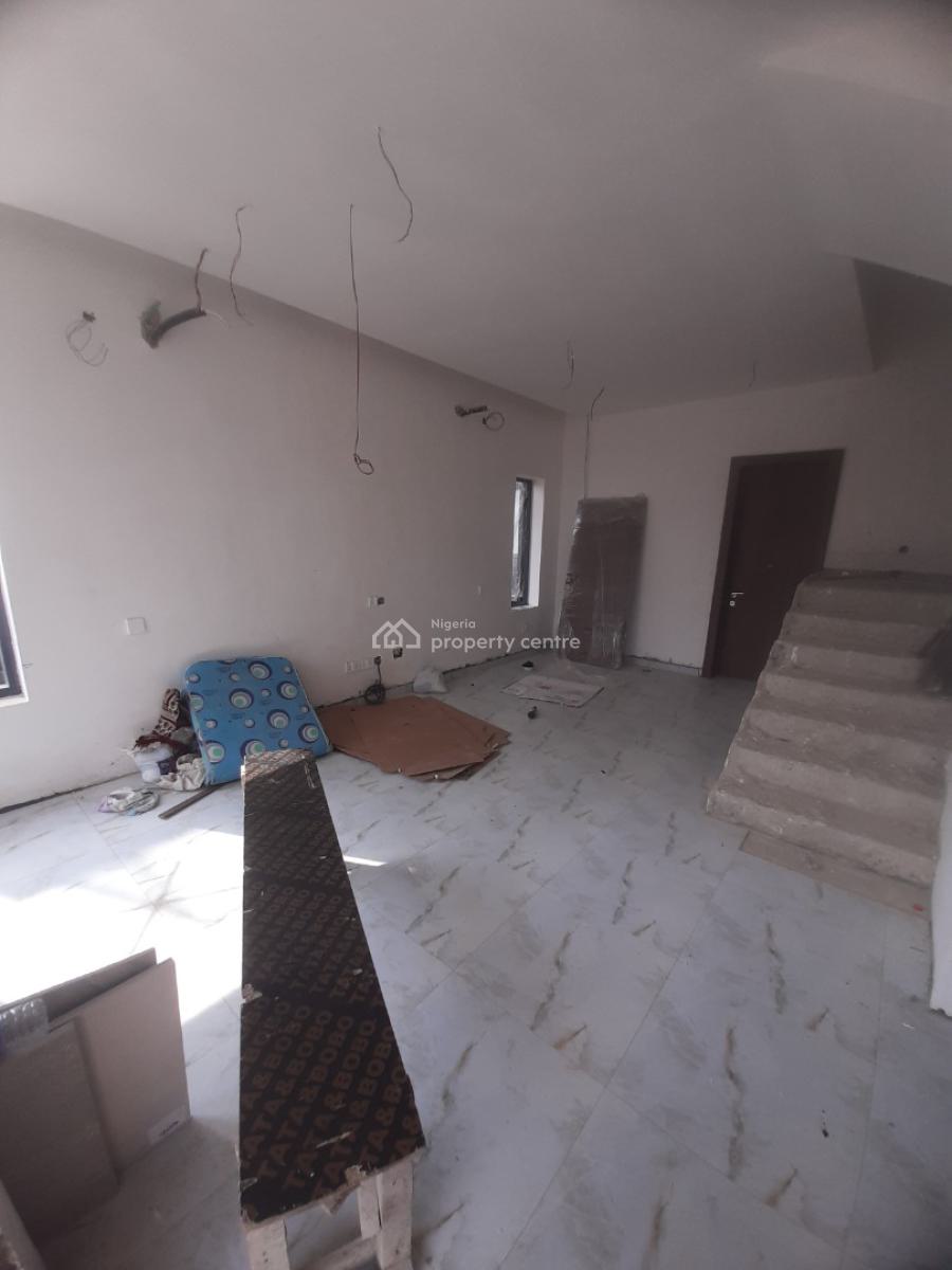 4 Bedrooms, Lekki Phase 1, Lekki, Lagos, Semi-detached Duplex for Sale