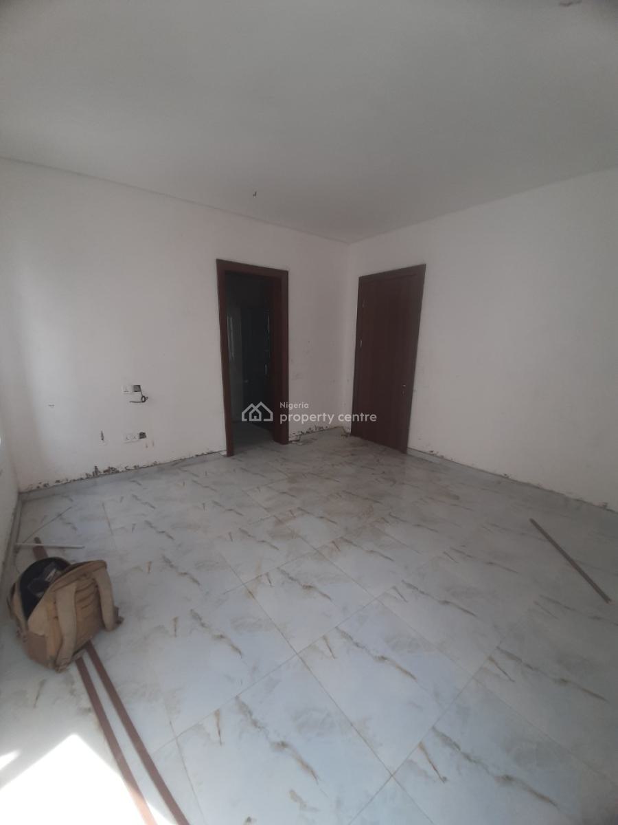 4 Bedrooms, Lekki Phase 1, Lekki, Lagos, Semi-detached Duplex for Sale