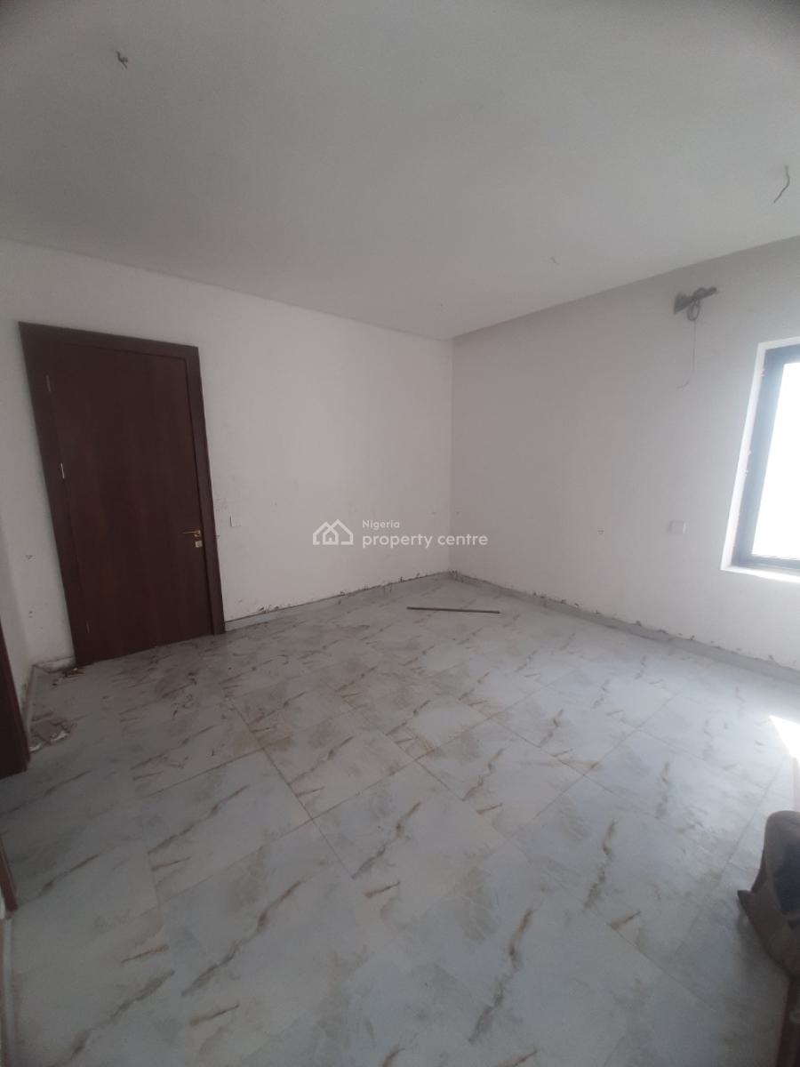 4 Bedrooms, Lekki Phase 1, Lekki, Lagos, Semi-detached Duplex for Sale
