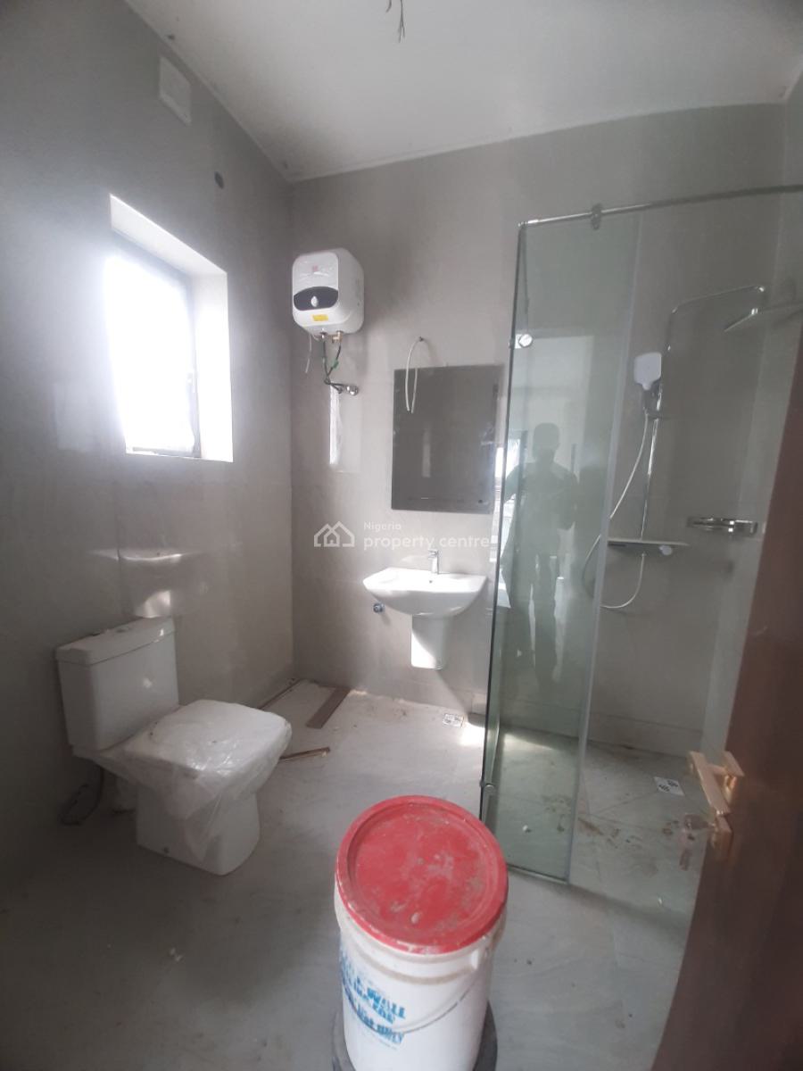 4 Bedrooms, Lekki Phase 1, Lekki, Lagos, Semi-detached Duplex for Sale