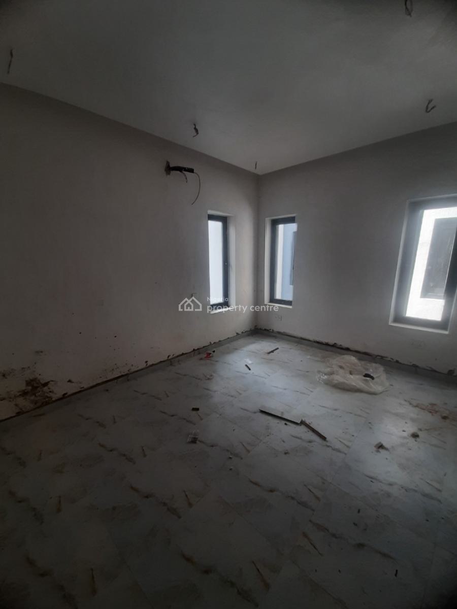 4 Bedrooms, Lekki Phase 1, Lekki, Lagos, Semi-detached Duplex for Sale