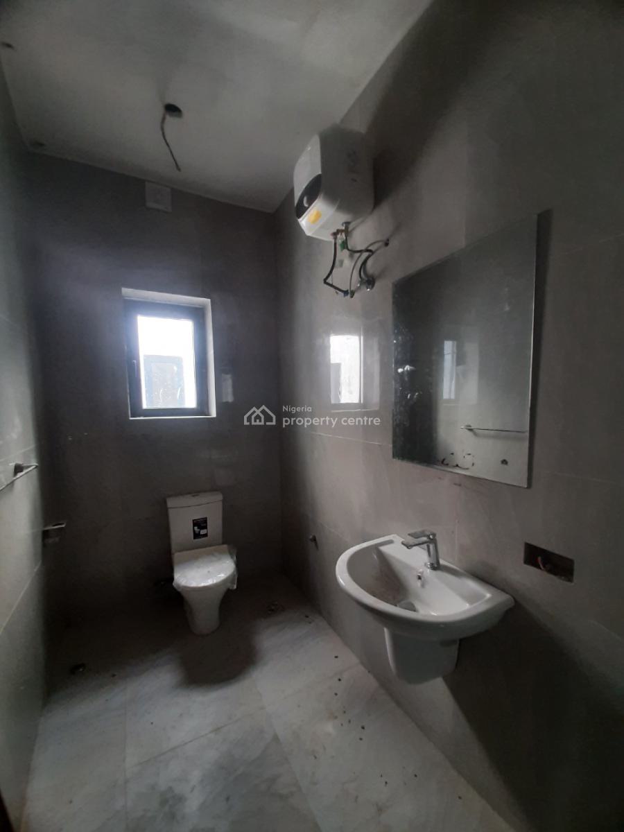 4 Bedrooms, Lekki Phase 1, Lekki, Lagos, Semi-detached Duplex for Sale